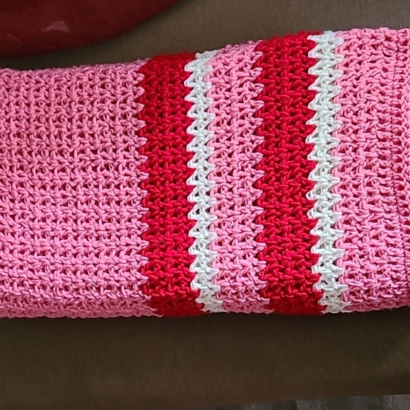 Blanket Handmade crochet pink with a gift - Picture 4 of 5